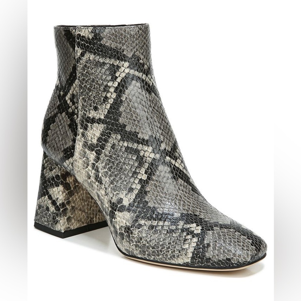 NWOT Circus by Sam Edelman Kate booties Size 7.5